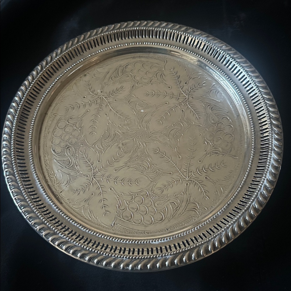Vintage Amston Fine Silver Plated Footed 8 Inch Round Dish